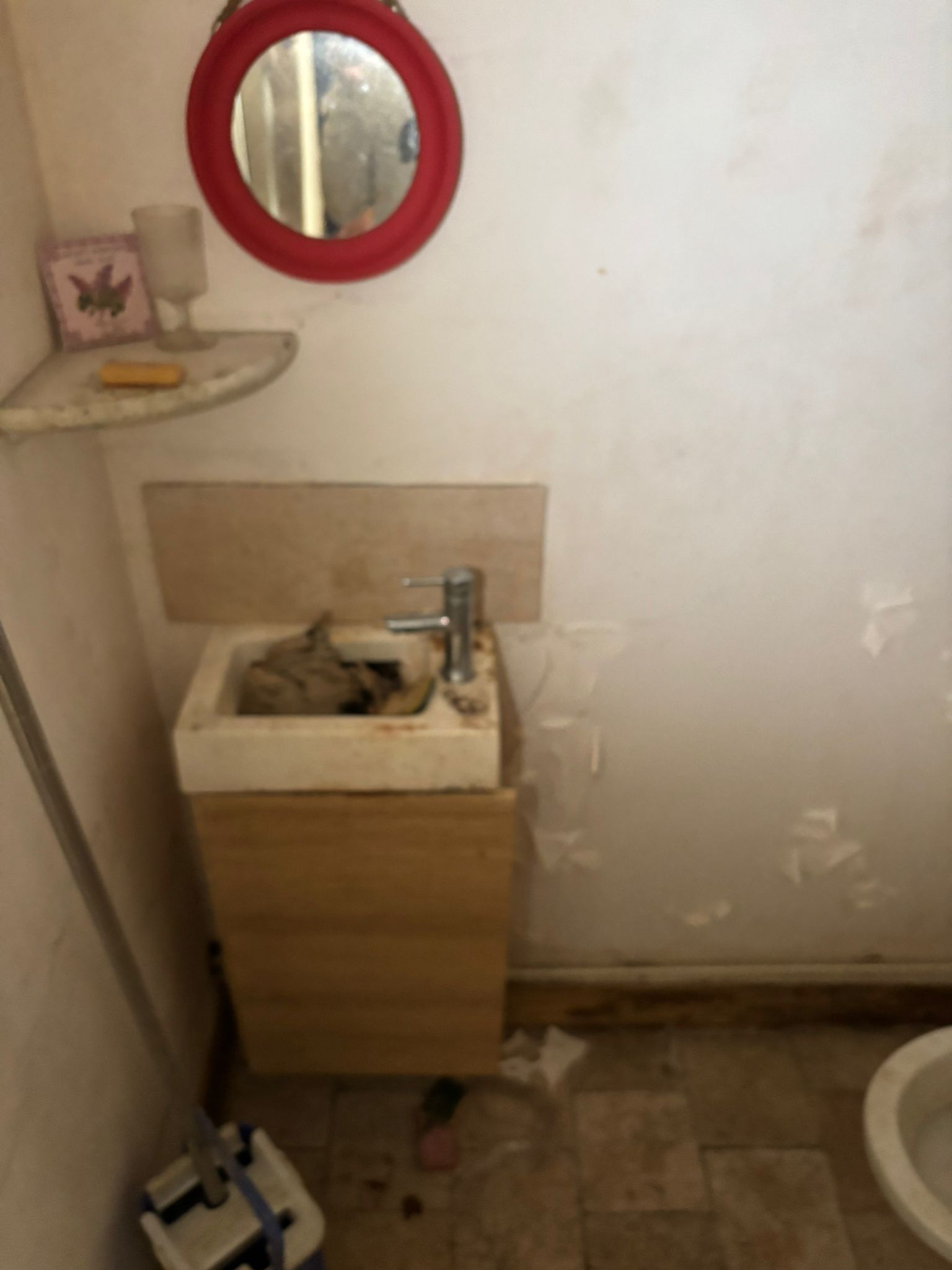 Faut-il désinfecter les outils de travail entre chaque pièce ? IMG 20250901 WA0072